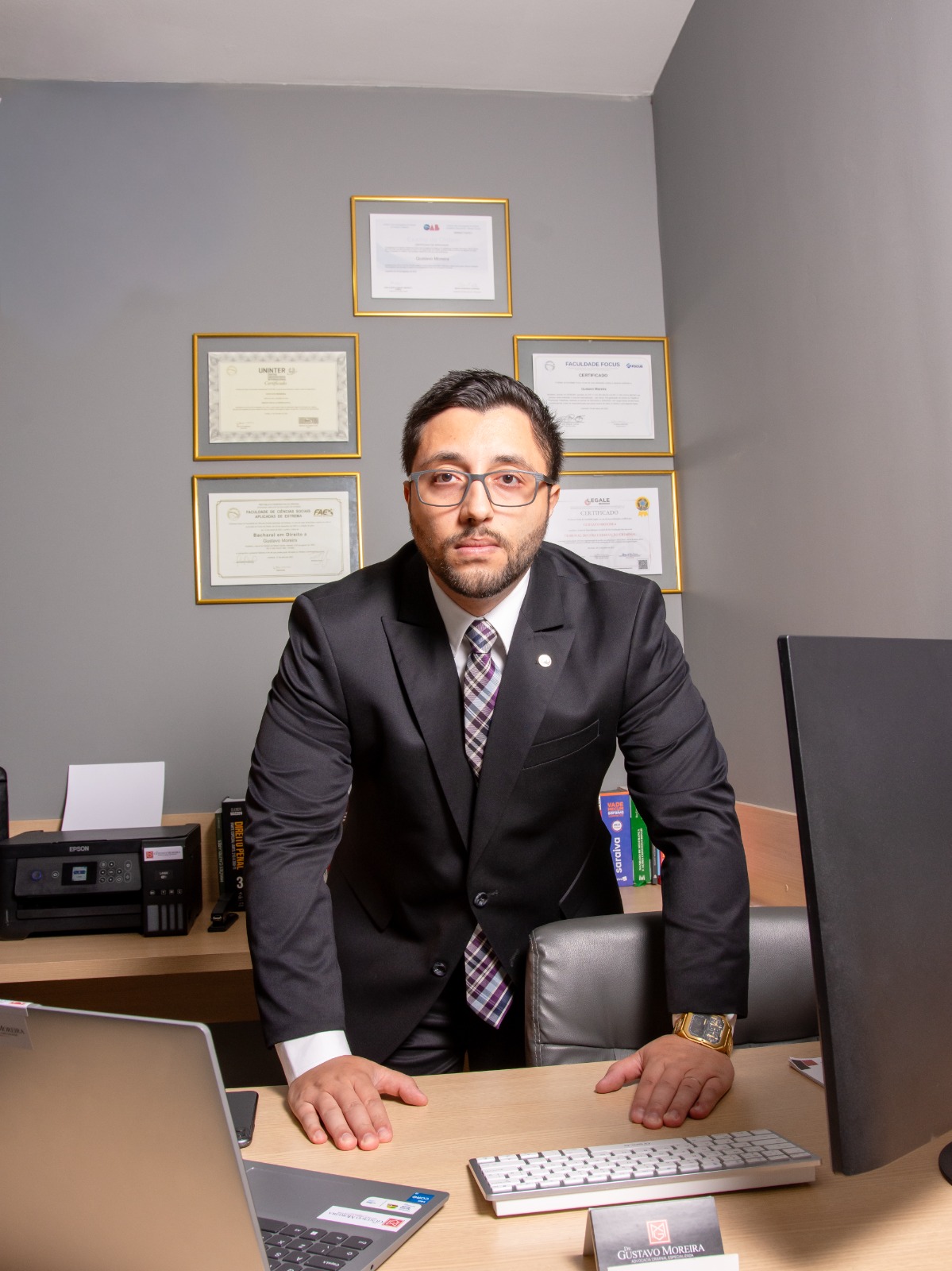 Dr. Gustavo Moreira à mesa